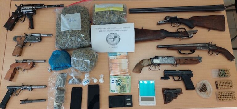 Συνελήφθησαν δύο άνδρες για διακίνηση ναρκωτικών