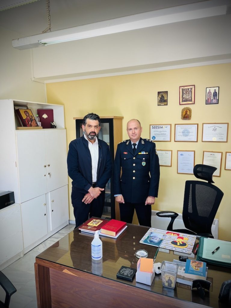 Συνάντηση Νίκου Σπηλιόπουλου με το Διοικητή Αιγιαλείας κ. Βασίλη Ροδόπουλο