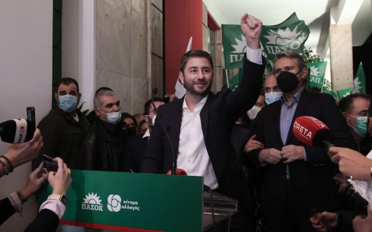 Ανδρουλάκης: Πολύ μεγάλη νίκη για το ΠΑΣΟΚ