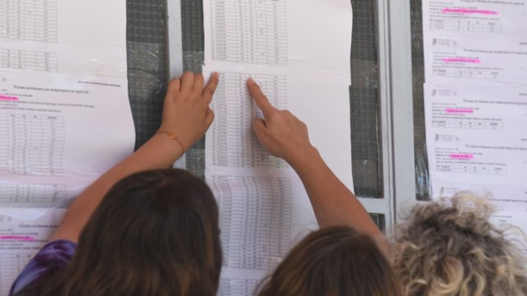 “Κακόγουστος ο διάλογος του αρχηγού της αξιωματικής αντιπολίτευσης μ’ έναν νέο”!