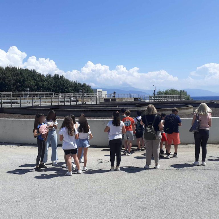 Επίσκεψη δημοτικού σχολείου Ελίκης στη ΔΕΥΑ Αιγιαλείας