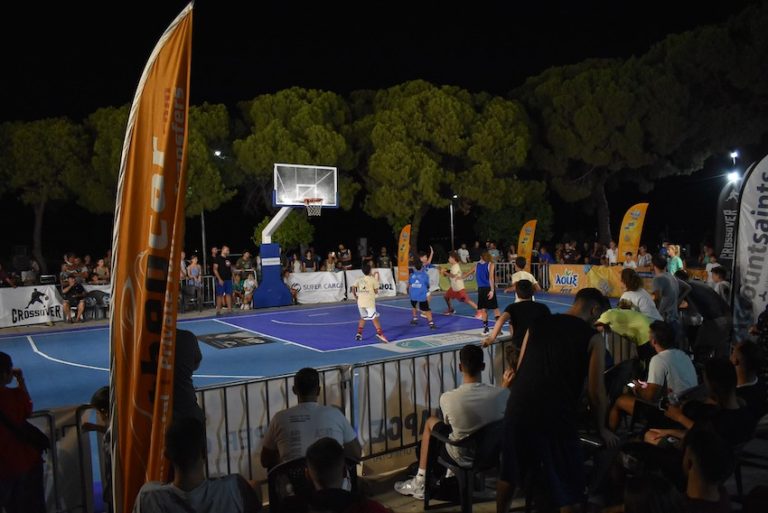 Με επιτυχία οι αγώνες μπάσκετ 3Χ3 στην πλατεία Υψηλών Αλωνίων