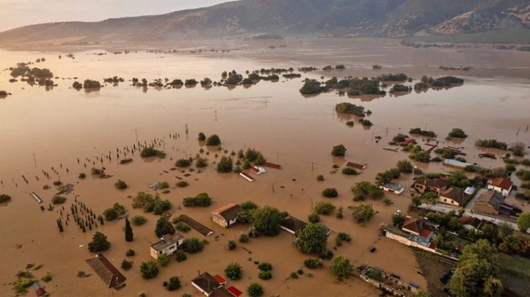 Η Περιφέρεια Δυτικής Ελλάδας στο πλευρό των πλημμυροπαθών της Θεσσαλίας