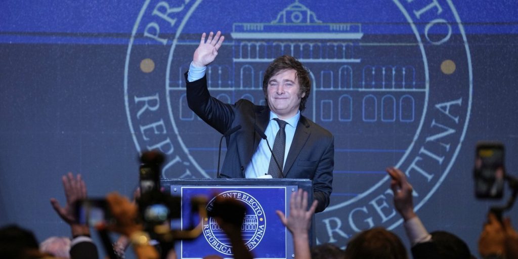 Κώστας Βελαώρας: "Ο γιατρός τι λέει;"