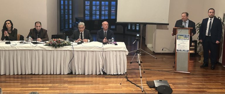Κατάμεστο το Πολιτιστικό Κέντρο Αιγίου στην ημερίδα για τη νεανική παραβατικότητα