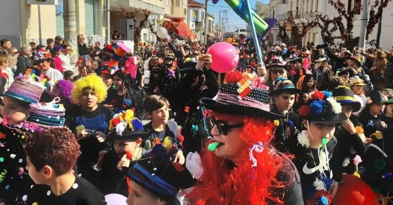 Στην τελική ευθεία το Παιδικό Καρναβάλι Αιγιαλείας με ρεκόρ συμμετοχών – Πάνω από 3000 καρναβαλιστές!