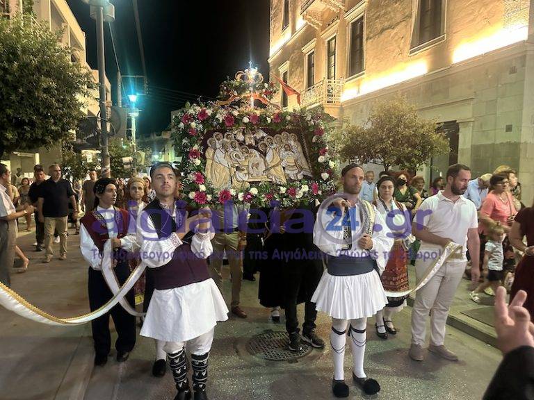 Πανηγυρίζει ο Μητροπολιτικός Ναός Φανερωμένης Αιγίου – Λιτάνευση της Ιεράς Εικόνας από την οδό Ανδρονοπούλου