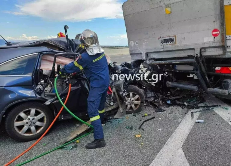 Θανατηφόρο τροχαίο στην Πατρών- Κορίνθου, στο ύψος της Παναγοπούλας