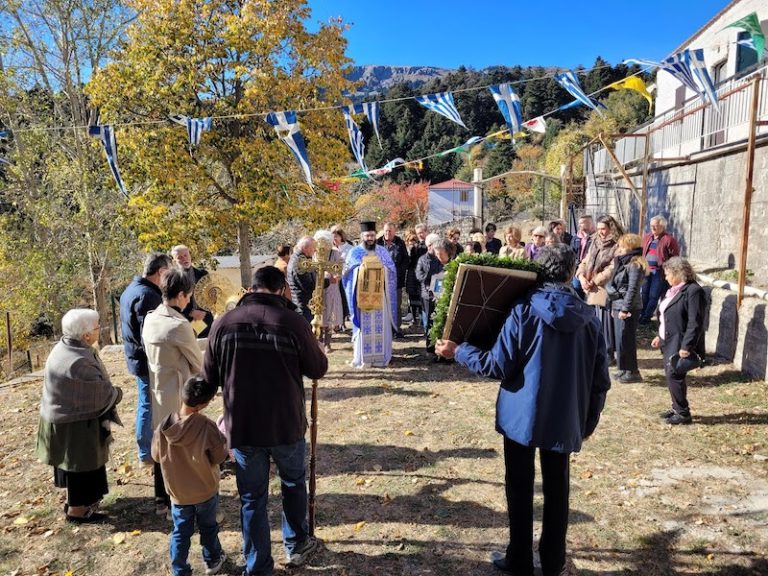 Γιορτάστηκε στο Μικρόνι η Kοίμησις του Αγίου Νεκταρίου