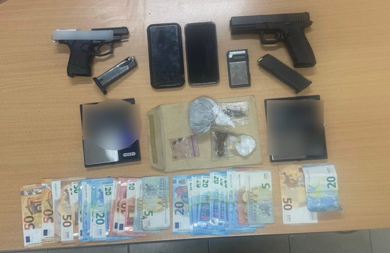 Συνελήφθησαν δύο άτομα στην Πάτρα για διακίνηση ναρκωτικών και κατοχή όπλων