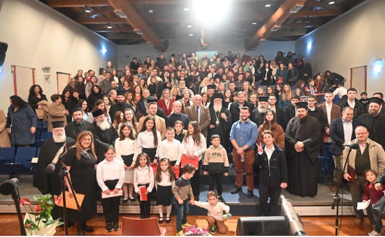 «Χρυσή μητέρα μου, σ’ αγαπώ!» – Tο κυρίαρχο σύνθημα των Κατηχητικών σχολείων της Ιεράς Μητροπόλεως