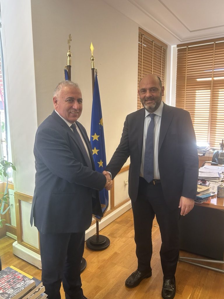 Η Αιγιάλεια αξίζει και δικαιούται καλύτερα!» Συνάντηση Δημάρχου με τον Υφυπουργό Πολιτισμού κ.Ιάσονα Φωτήλα