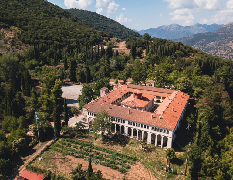 Ιερά Αγρυπνία στην Ιερά Μονή Αγίας Λαύρας για την εορτή του Αγίου Αλεξίου