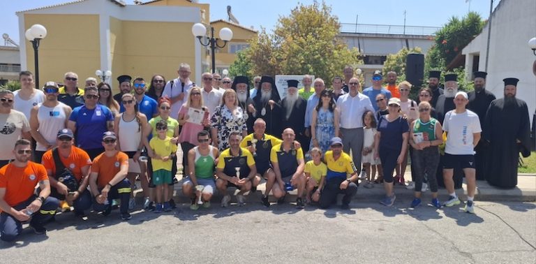Συγκίνηση στο “Δρόμο Μνήμης” και στο τρισάγιο για τα 26 θύματα του καταστροφικού σεισμού του Αιγίου