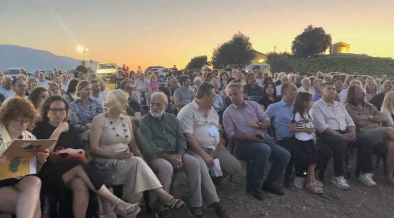 Φαντασμαγορική τελετή έναρξης του Φεστιβάλ “Οινοξένεια” με συναυλία στους αμπελώνες στην Αρραβωνίτσα