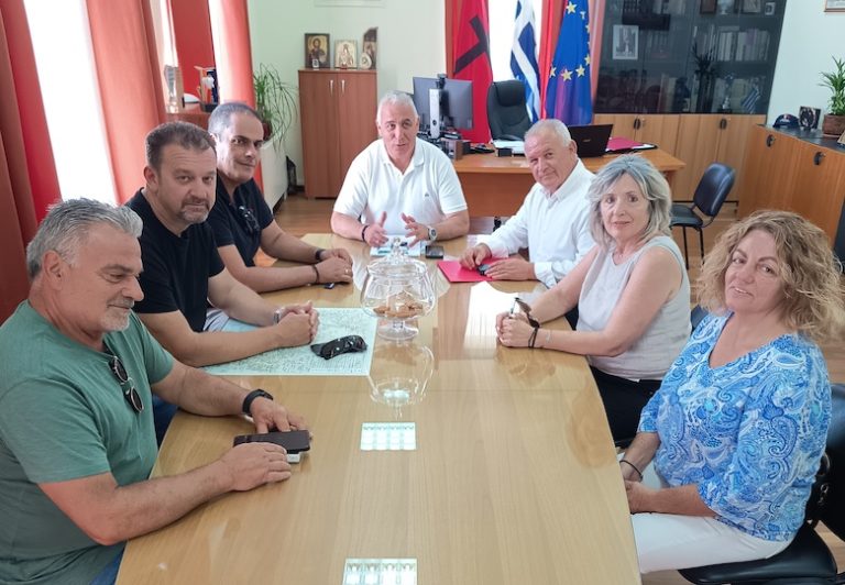 Νέο ξεκίνημα διαλόγου: Συνάντηση του Εργατικού Κέντρου Αιγίου με τον Δήμαρχο Αιγιαλείας
