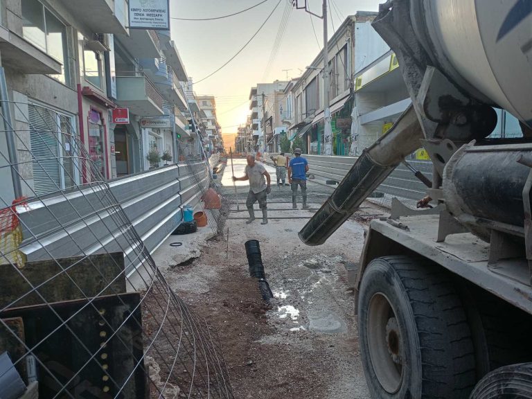 Με σταθερούς ρυθμούς προχωρούν οι εργασίες στο έργο της οδού Μητροπόλεως
