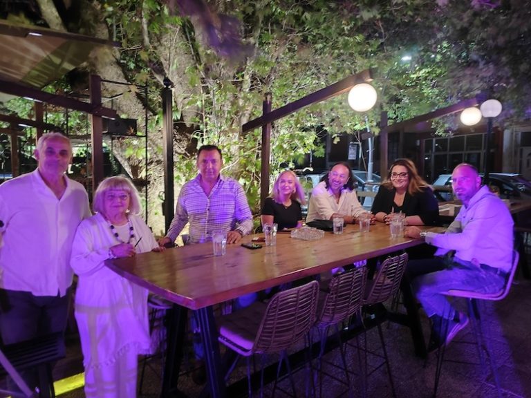 «Ο Πλάτανος του Παυσανία θυμάται» – Μουσικοποιητική βραδιά στο Αίγιο με στήριξη στο ΕΚΑΜΕ