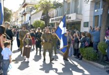 Με λαμπρότητα ο εορτασμός της 28ης Οκτωβρίου στο Αίγιο –  Για πρώτη φορά η παρέλαση στnν πεζοδρομημένη Κλ. Οικονόμου