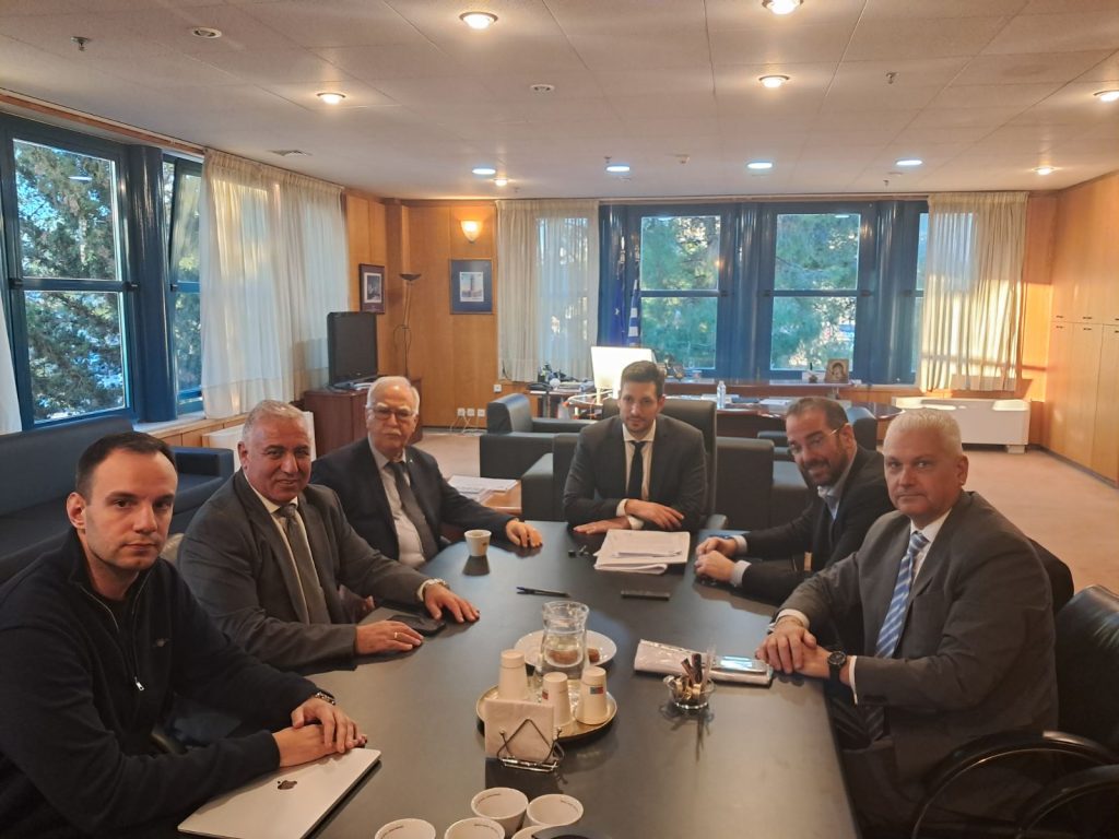 Συνάντηση στο Υπουργείο Μεταφορών για τη διασφάλιση του μέλλοντος του Οδοντωτού Σιδηροδρόμου