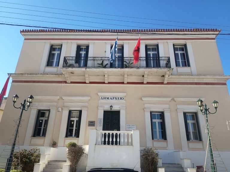 Η δημοτική ομάδα της πλειοψηφίας αποφάσισε τη διαγραφή Χριστόπουλου και Σταυροπούλου