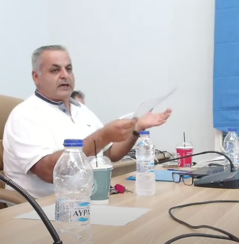 Από το παγοδρόμιο… στο αυτόφωρο! – O δημοτικός σύμβουλος Παρασκευάς Σπυρόπουλος βρέθηκε κατηγορούμενος για το αγροτικό μπλόκο