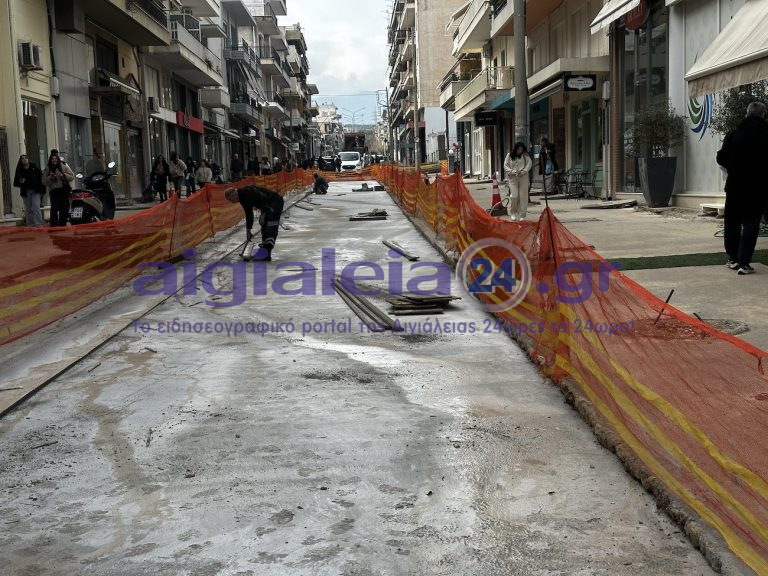 Ανάπλαση Μητροπόλεως: Καθυστερήσεις, κυκλοφοριακή ασφυξία και πολιτική αντιπαράθεση στη λογοδοσία