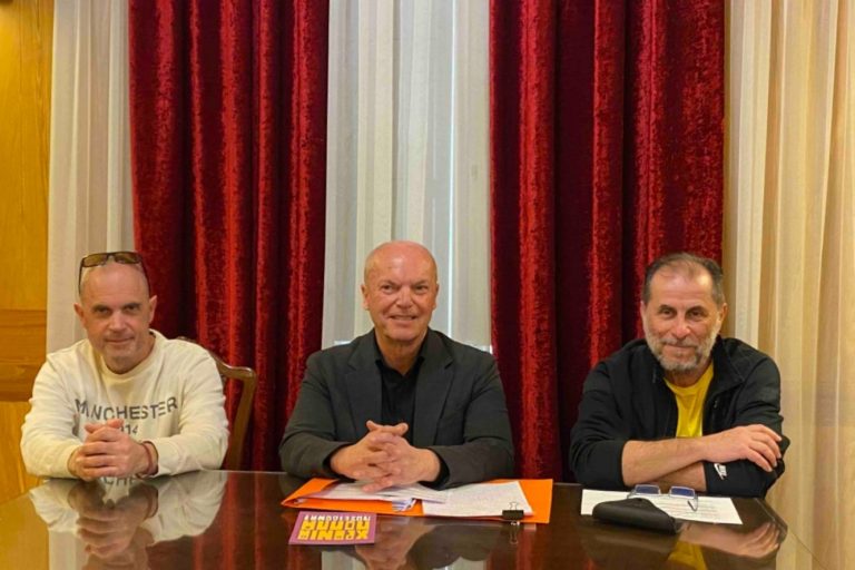 Σχολικές Αθλητικές Δράσεις 2026: Ποδόσφαιρο και Μπάσκετ για όλα τα Δημοτικά Σχολεία της Αιγιάλειας