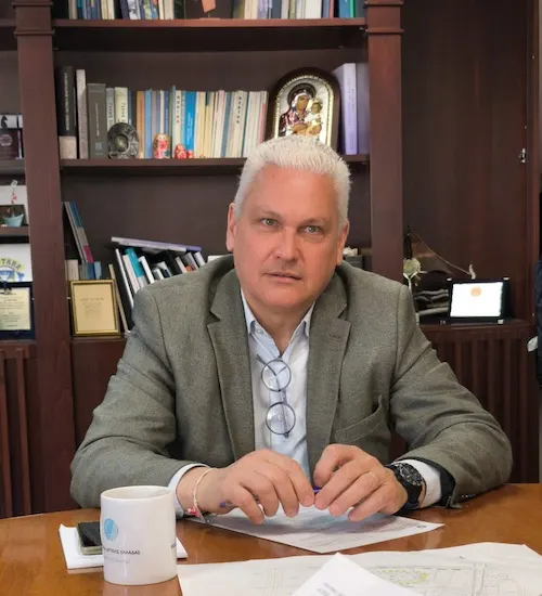 Ζαΐμης: «Στόχος μας η ασφαλή πρόσβαση όλων των μαθητών στο σχολείο»