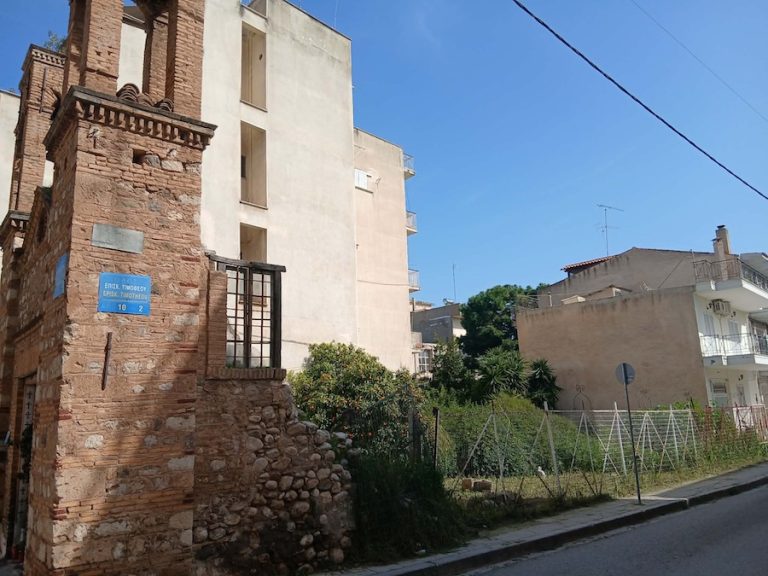 Καθαρισμός του οικοπέδου του Ιερού Ναού Αγίου Μελετίου Αιγίου και συγκρότηση Ερανικής Επιτροπής