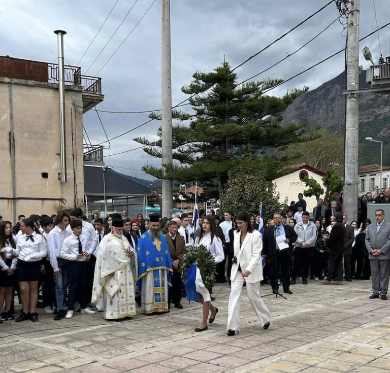 Το Διακοπτό τίμησε με λαμπρότητα την 25η Μαρτίου