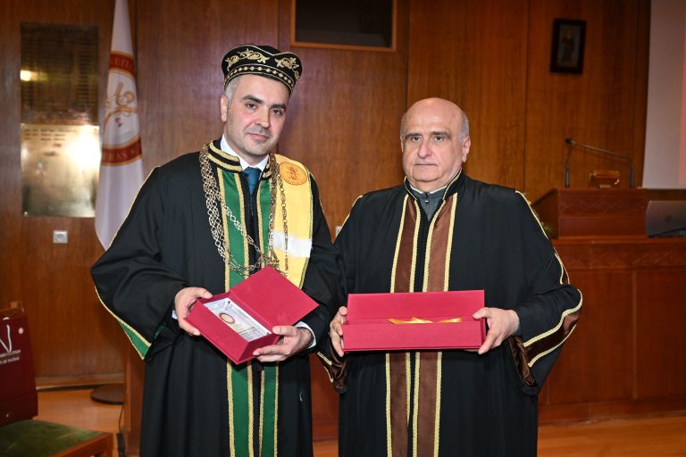 Συγκίνηση και υπερηφάνεια στην αναγόρευση του Αιγιώτη Καθηγητή Θεμιστοκλή Προδρομάκη σε Επίτιμο Διδάκτορα του Πανεπιστημίου Πατρών