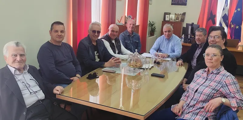 Στο επίκεντρο η παραλία Αλυκής και ο προγραμματισμός παρεμβάσεων - Συνάντηση συλλόγου με Δήμαρχο Αιγιάλειας