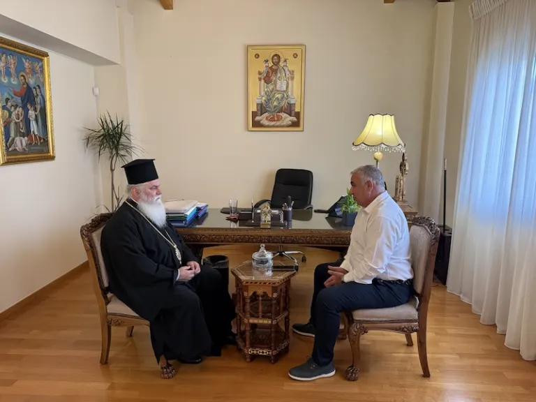 Εθιμοτυπική επίσκεψη του Δημάρχου Αιγιαλείας Παναγιώτη Ανδριόπουλου στον Σεβασμιώτατο Μητροπολίτη Καλαβρύτων και Αιγιαλείας κ. Ιερώνυμο
