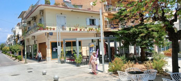 trigoni-aigio-kritikos-1
