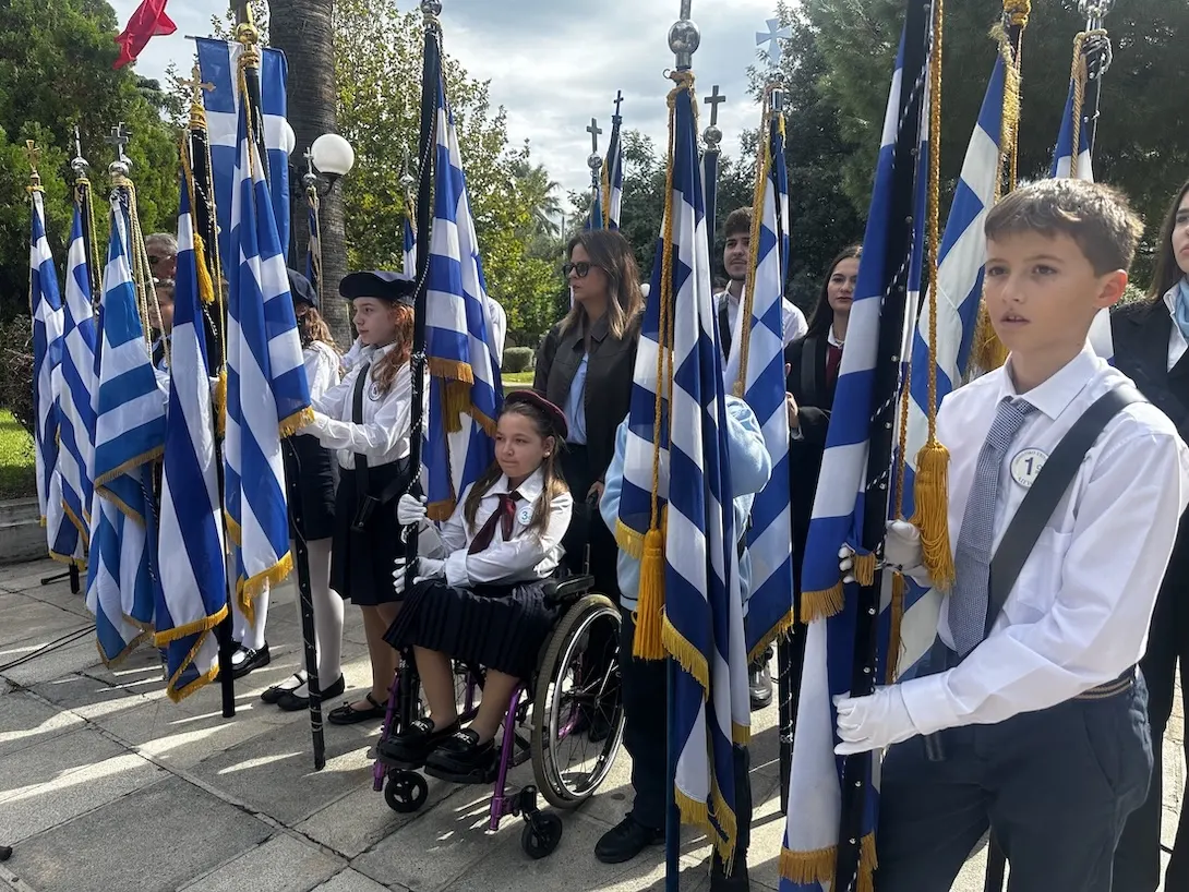 Με συγκίνηση, εθνική υπερηφάνεια και σεβασμό στους ήρωες του Έπους του ’40 η κατάθεση στεφάνων στα Υψηλά Αλώνια Αιγίου