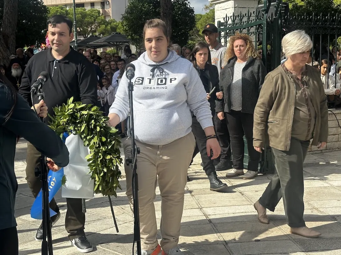 Με συγκίνηση, εθνική υπερηφάνεια και σεβασμό στους ήρωες του Έπους του ’40 η κατάθεση στεφάνων στα Υψηλά Αλώνια Αιγίου