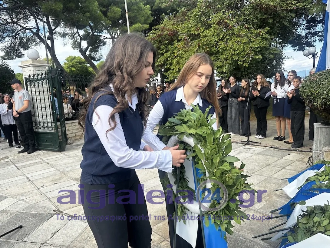 Με συγκίνηση, εθνική υπερηφάνεια και σεβασμό στους ήρωες του Έπους του ’40 η κατάθεση στεφάνων στα Υψηλά Αλώνια Αιγίου