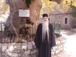 Νέος Αρχιερατικός Επίτροπος Κλειτορίας ο π. Ευσέβιος Σπανός