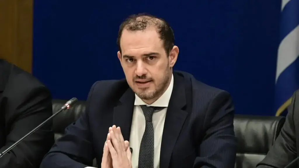 Γιώργος Κώτσηρας: Στο νοσοκομείο ο αναπληρωτής υπουργός Μεταφορών μετά από αδιαθεσία